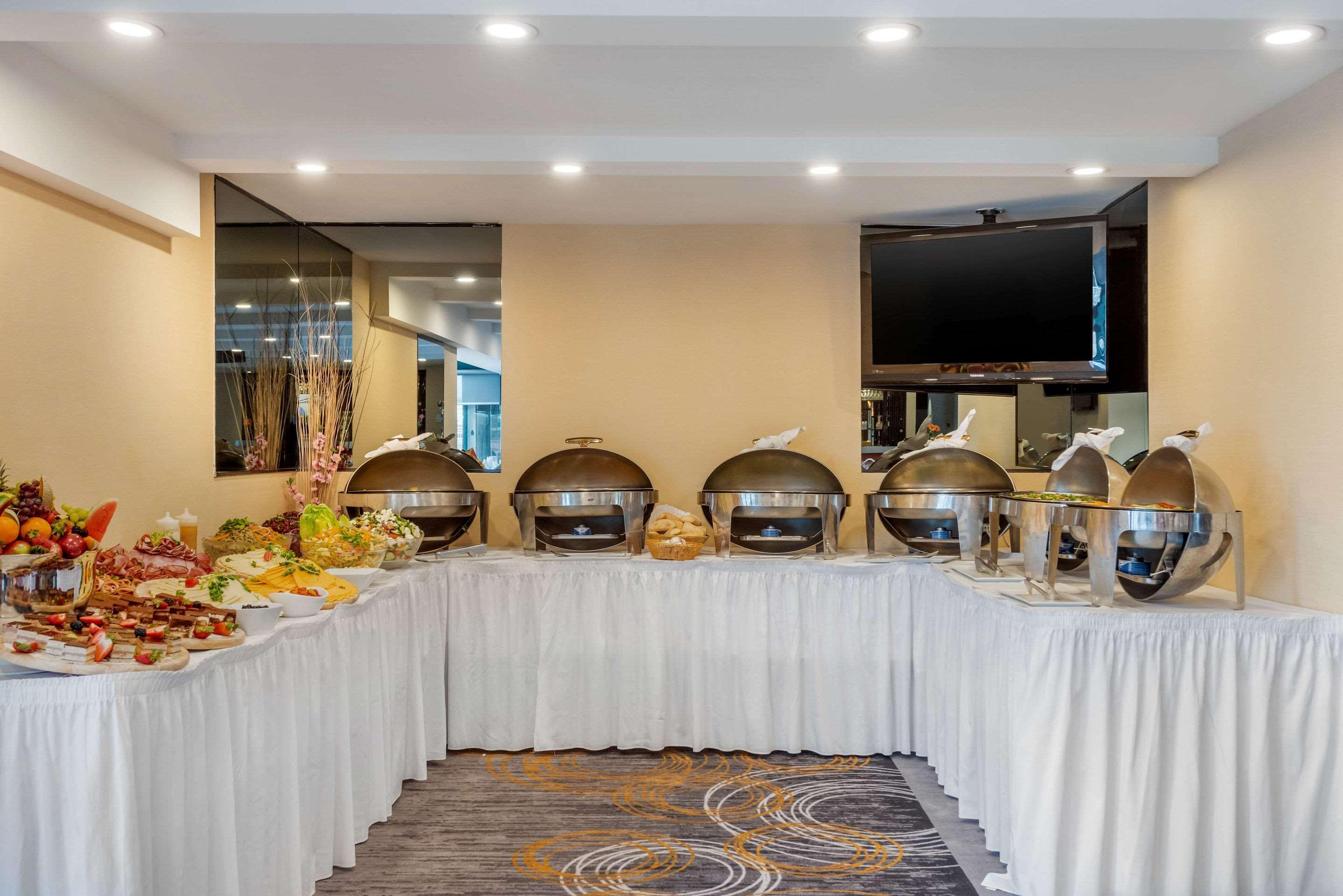Quality Hotel Dorval Esterno foto