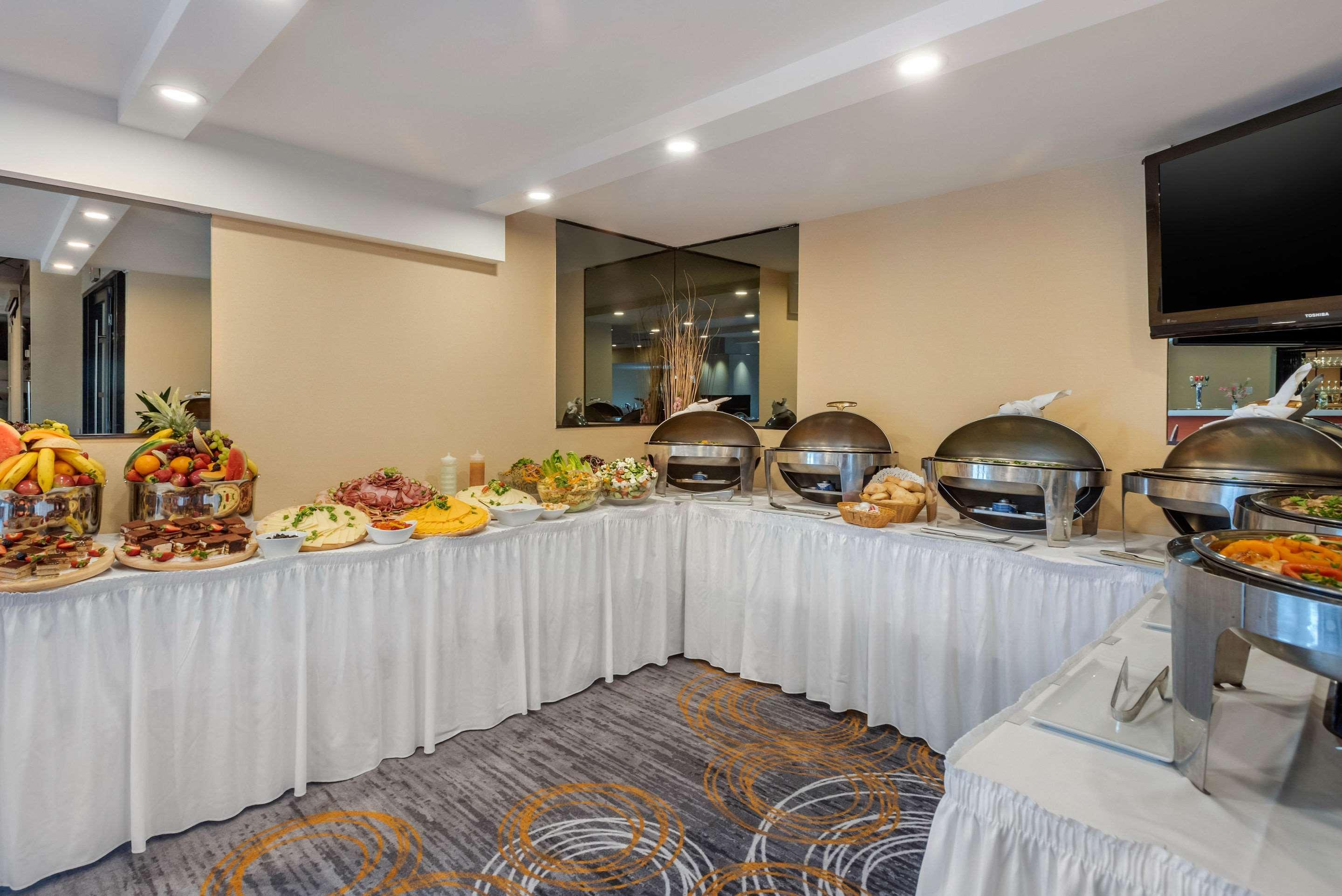 Quality Hotel Dorval Esterno foto