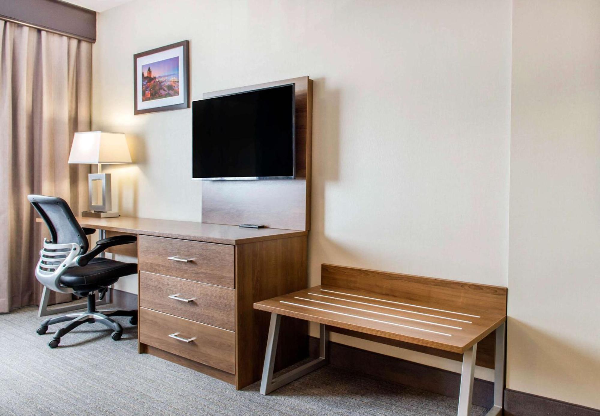 Quality Hotel Dorval Esterno foto