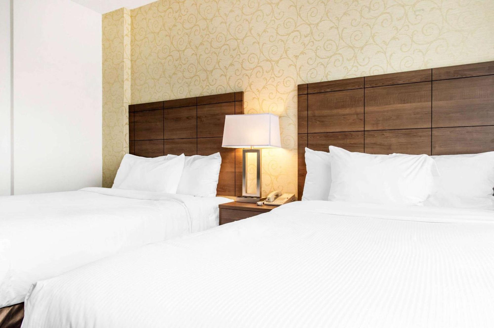 Quality Hotel Dorval Esterno foto